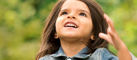 girl looking up