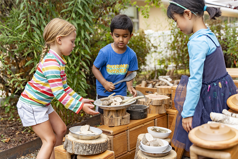Children playing with Outlast Blocks