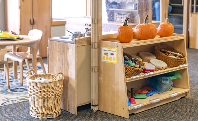 Children playing in a dramatic play area