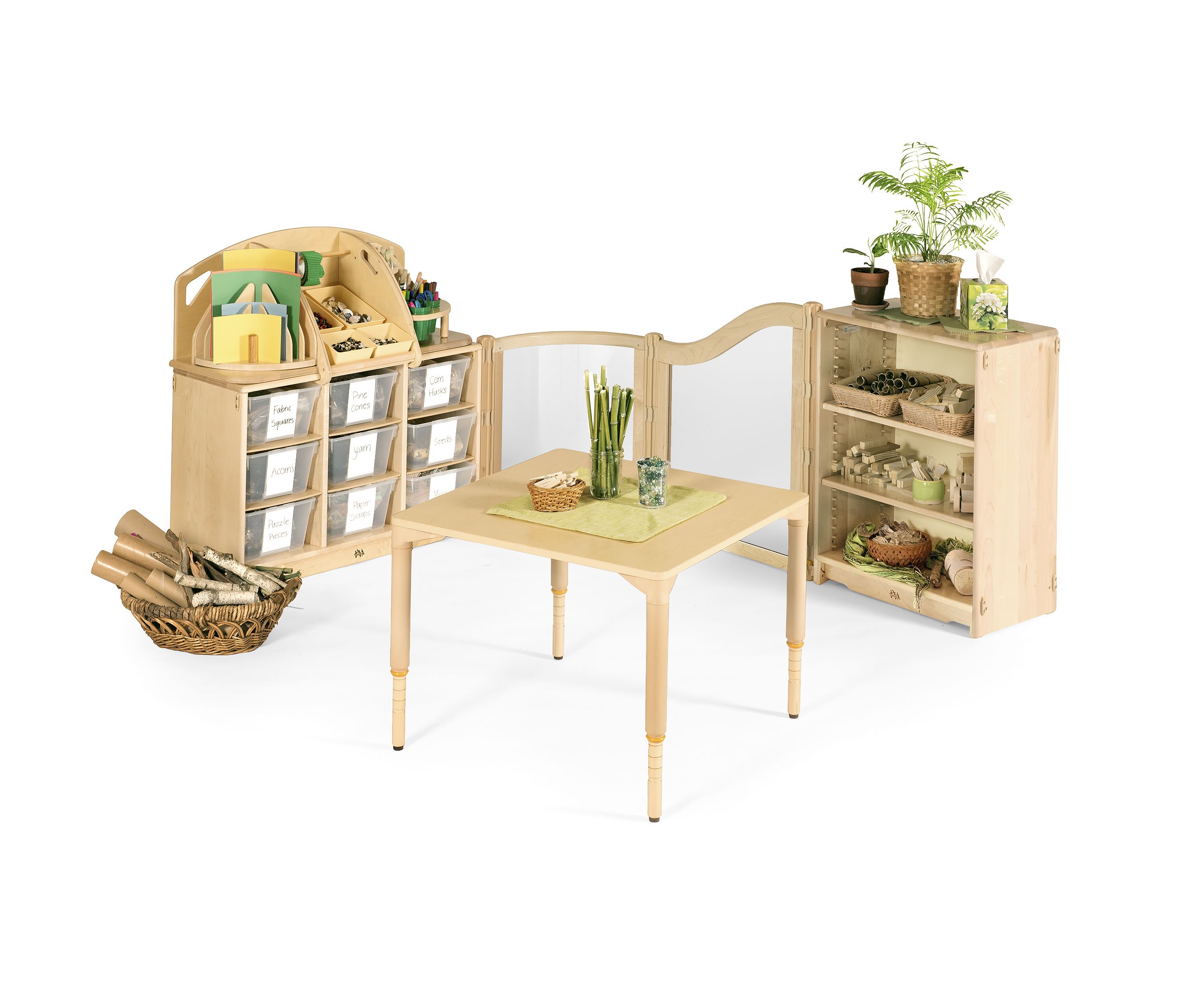 Roomscapes Creativity Corner, propped