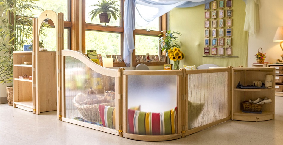 Space dividers in a Reggio inspired classroom