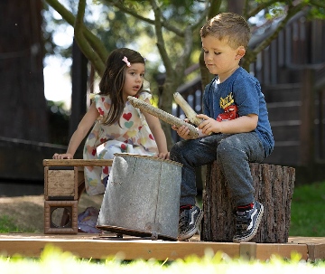 outlast stage in use outdoors