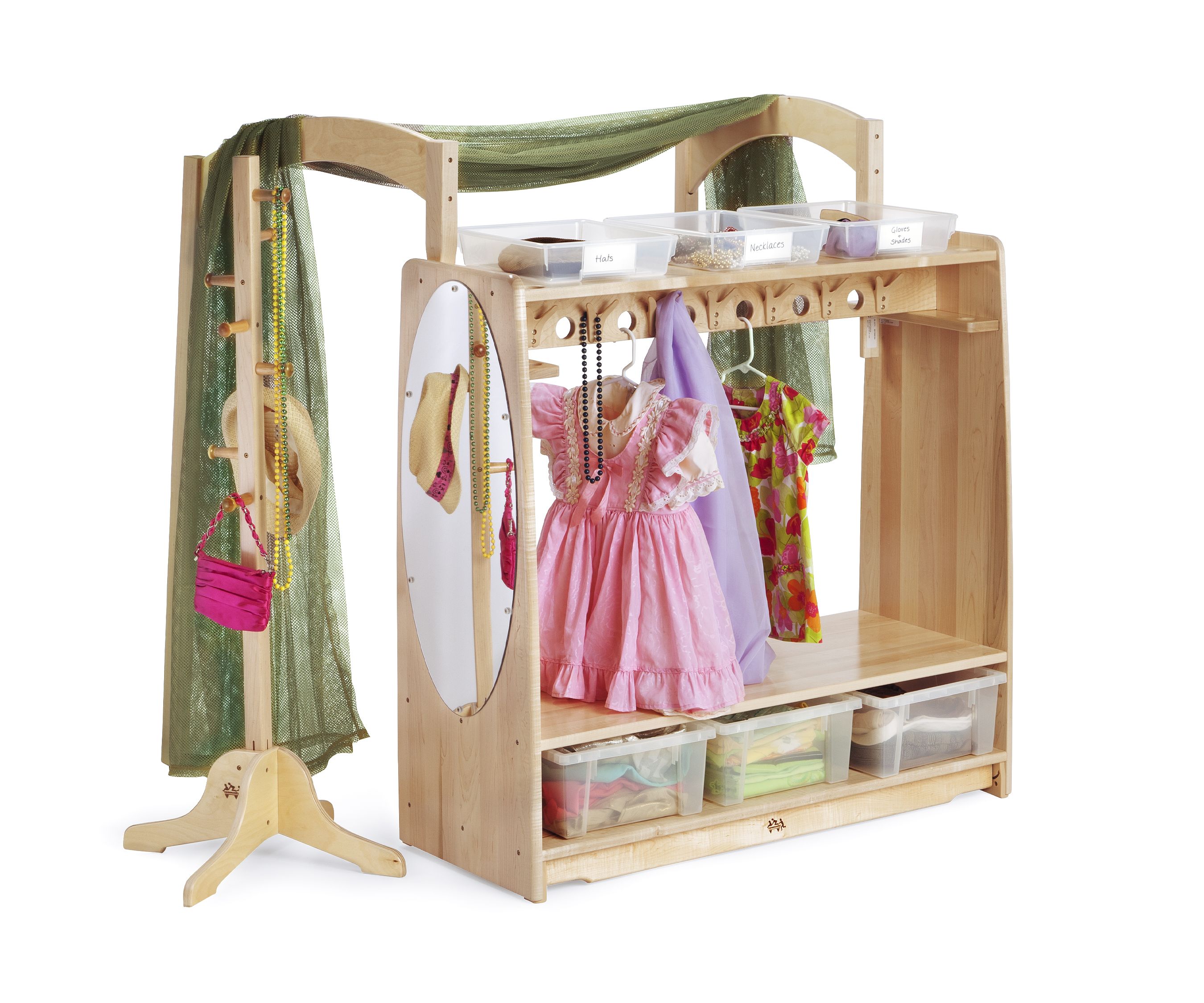 C700 Drama Center with C707 Flowie Fern