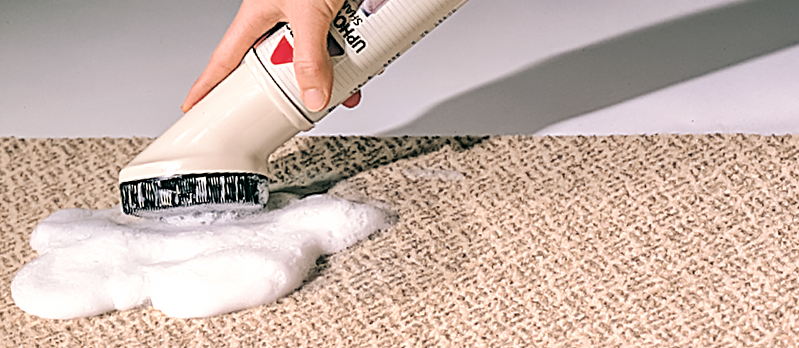 Cleaning a carpet